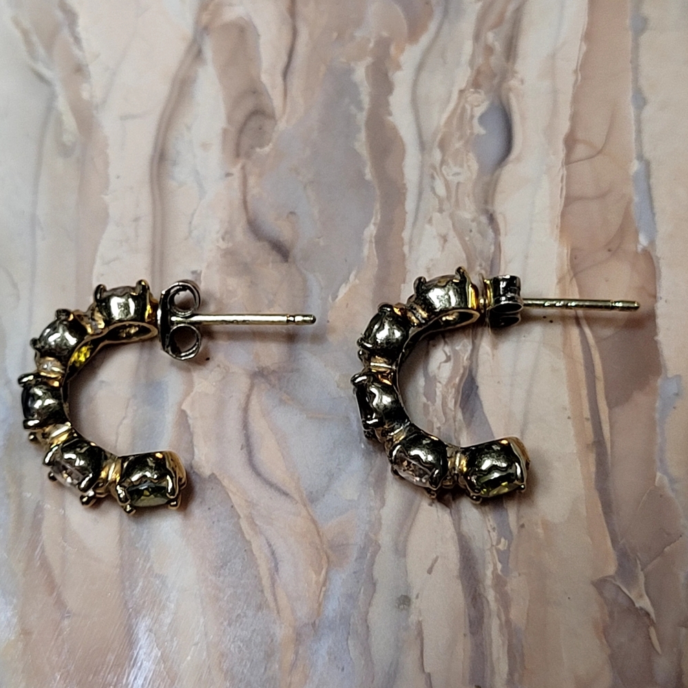 Elegant 925 Gold and Green Crystal Earrings. - Picture 4 of 10